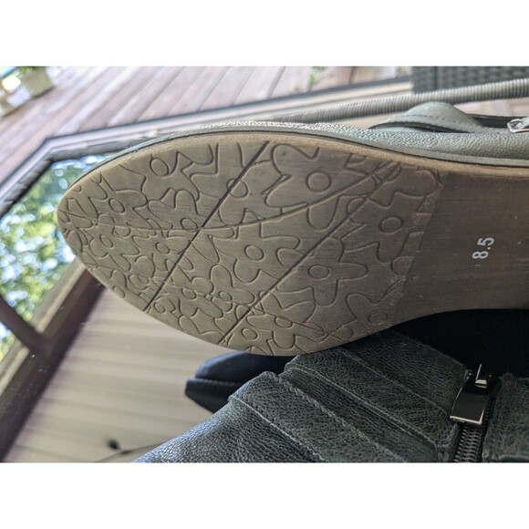 Journee Signature Booties Womens 8.5 M Rachelle Black Leather Almond Countrycore - Picture 10 of 12